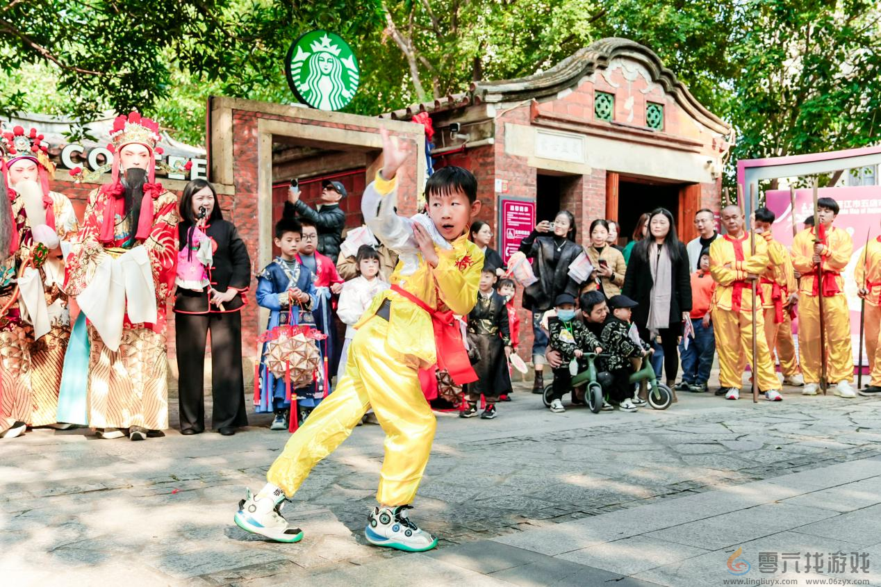 2024 NEST全国电子体育大赛年度总决赛暨五店市电竞节盛大开幕(图14) 2024 NEST全国电子体育大赛年度总决赛暨五店市电竞节盛大开幕(图14)